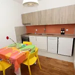 Апартаменты Paris *
