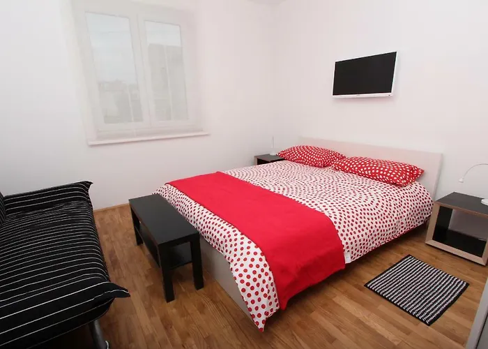Paris Apartmán *